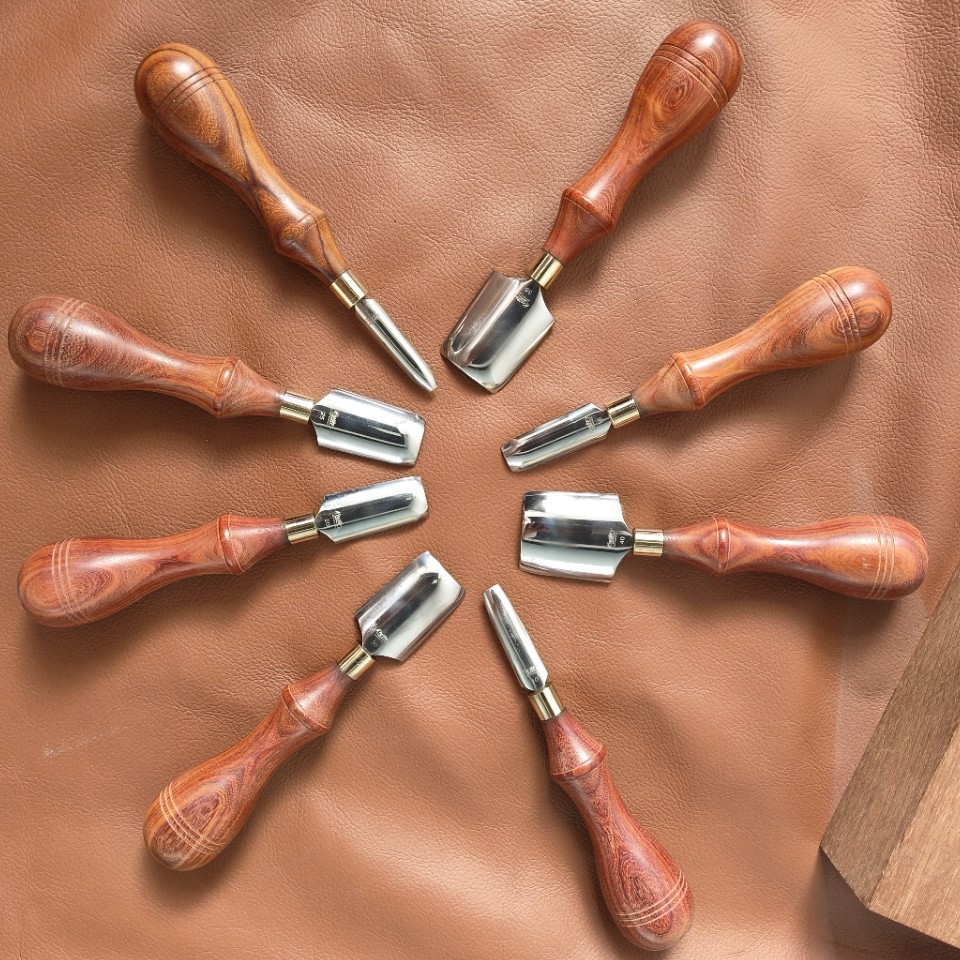 أدوات يدوية لعمل الجلد، سكين ت - مراجعة Leatherwork Hand Press وسعره