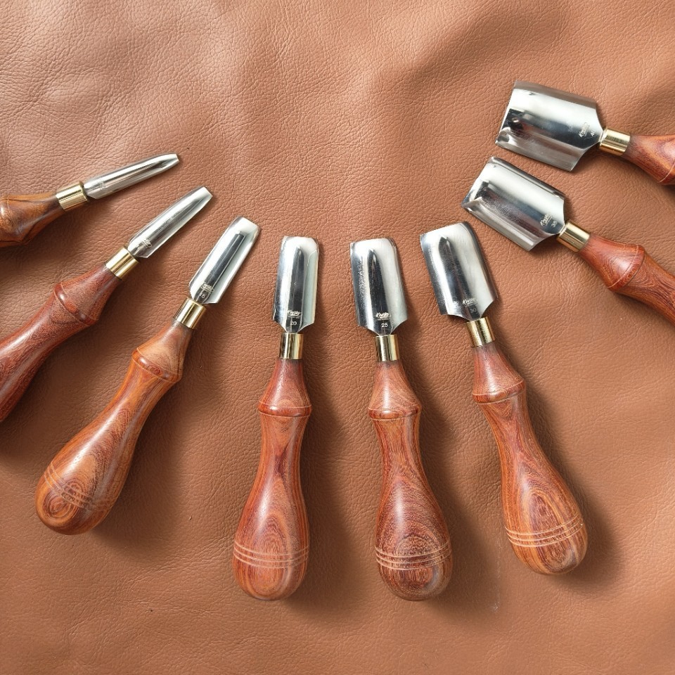أدوات يدوية لعمل الجلد، سكين ت - مراجعة Leatherwork Hand Press وسعره