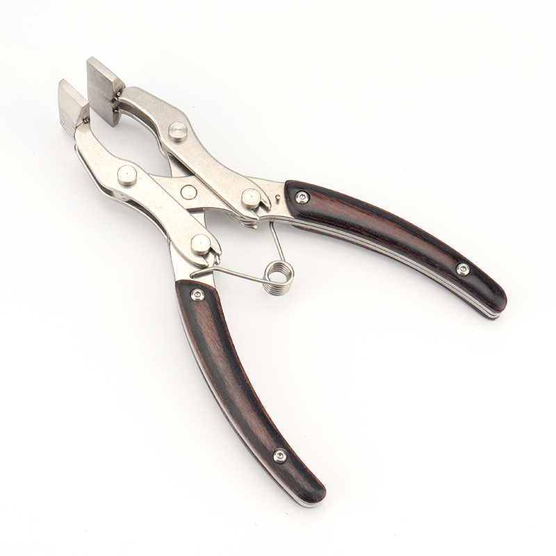 كماشة جلدية مسطحة من الفولاذ ا - مراجعة Leatherwork Hand Press وسعره